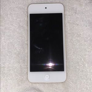 brand new ipod in great condition